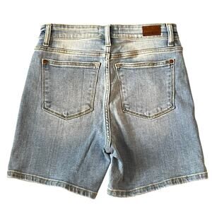 Judy Blue Women’s Denim Shorts Light Wash High Rise Stretch Size Small